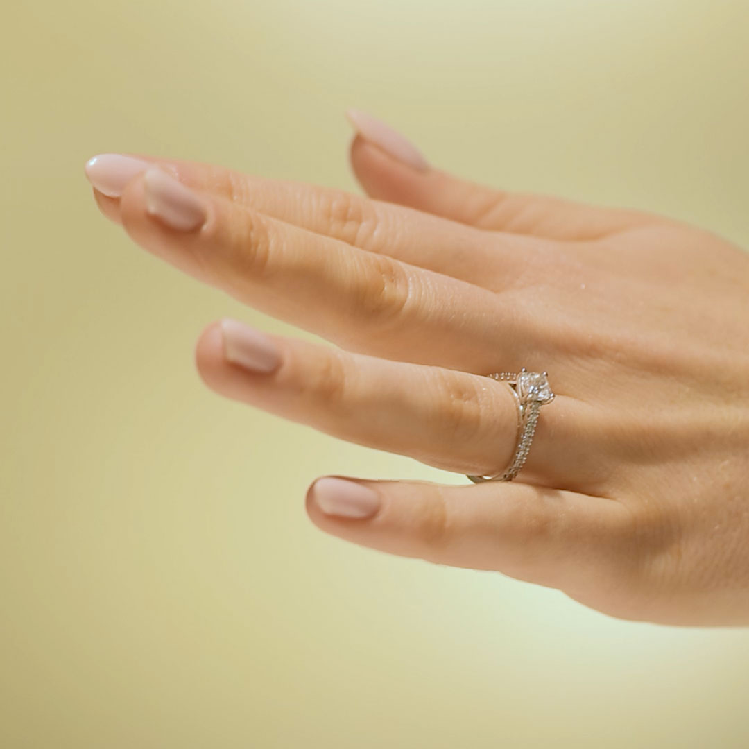 Stilla Förlovningsring Stilla, 0.90ct, vitt guld