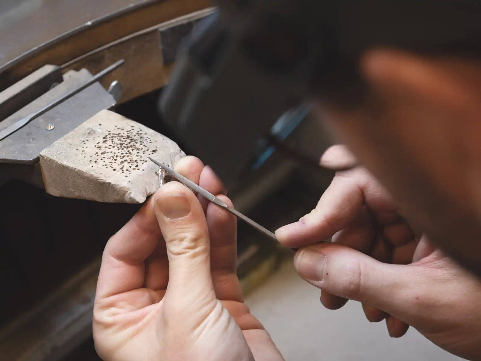 Handgjorda förlovnings- och vigselringar från Sigfrid Petersson
